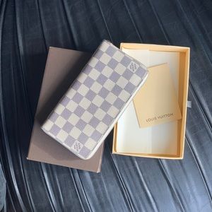 Brand new LV wallet